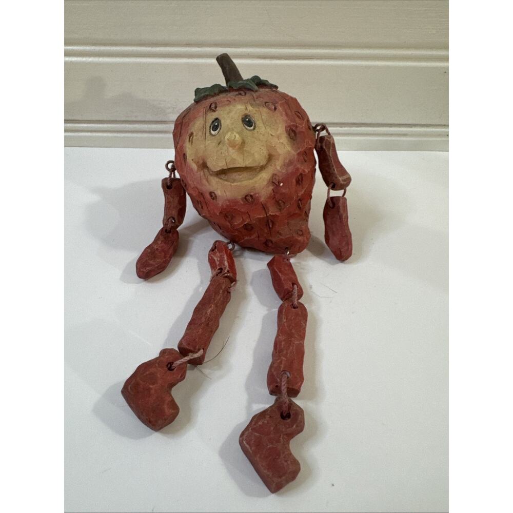 Vtg 1980s Anthropomorphic Resin Strawberry Shelf Sitter Jointed Dangling Legs 5"